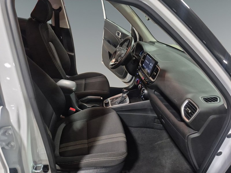2025 Hyundai Venue Preferred IVT