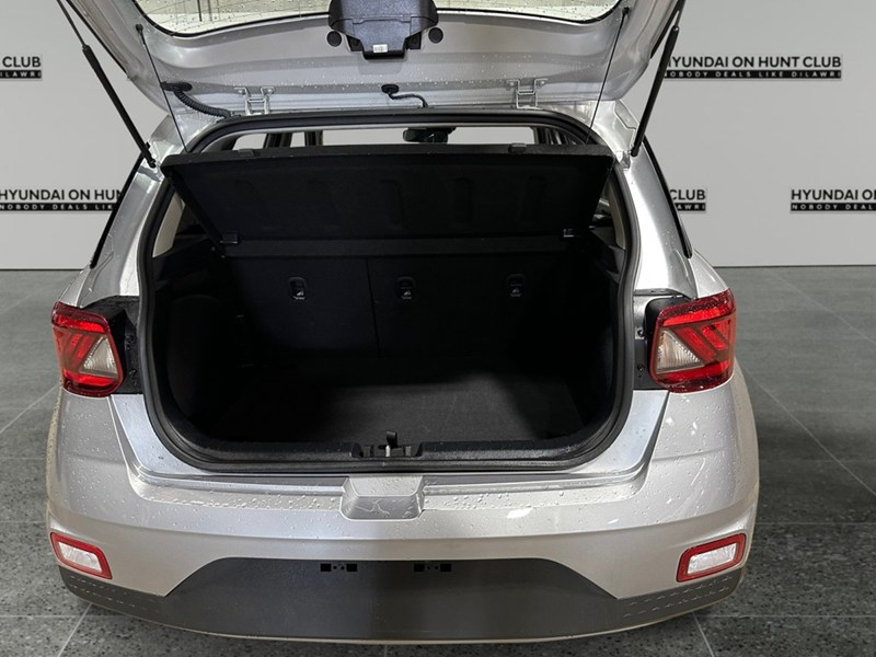 2025 Hyundai Venue Preferred IVT