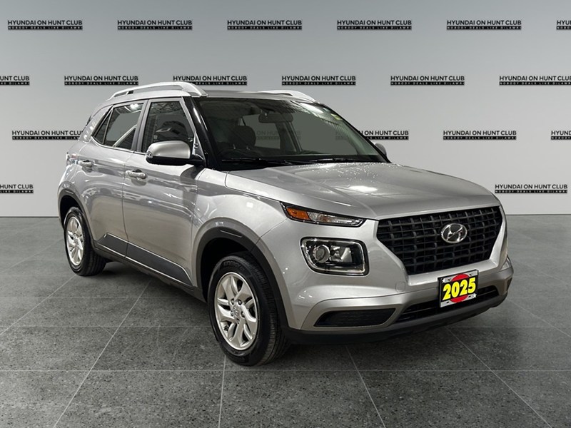 2025 Hyundai Venue Preferred IVT