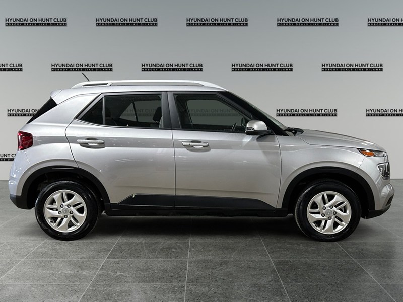 2025 Hyundai Venue Preferred IVT