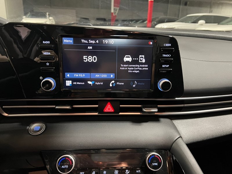 2022 Hyundai Elantra HEV Ultimate DCT