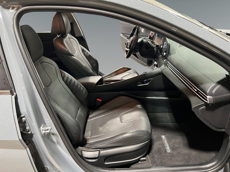 2022 Hyundai Elantra HEV Ultimate DCT