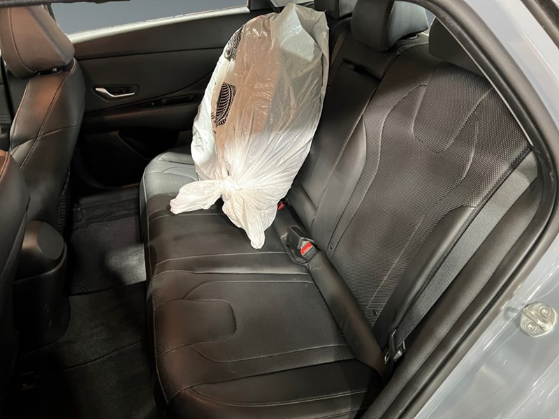 2022 Hyundai Elantra HEV Ultimate DCT