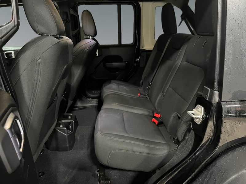 2020 Jeep Wrangler Unlimited Black and Tan 4x4