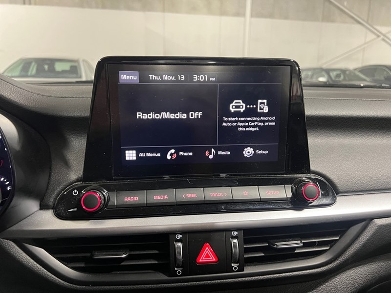 2024 Kia Forte EX IVT