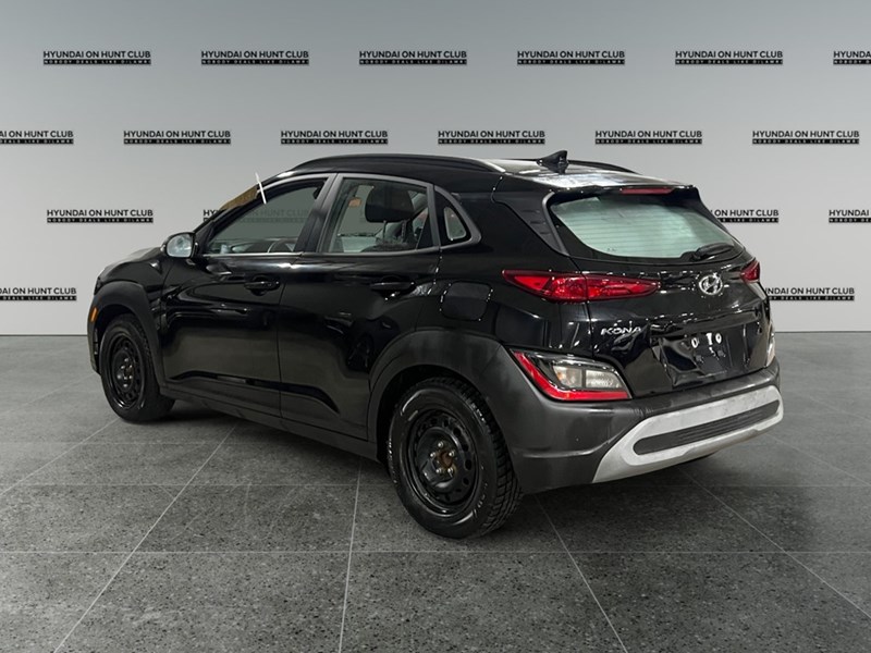 2022 Hyundai Kona 2.0L Essential FWD