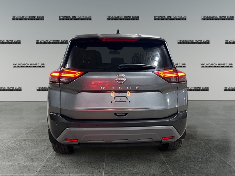 2023 Nissan Rogue FWD S