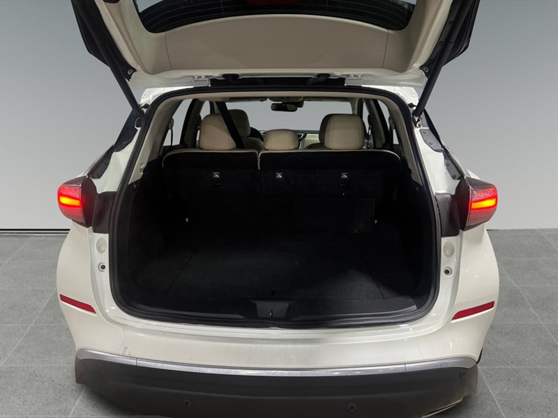 2023 Nissan Murano AWD SL