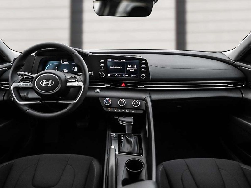 2026 Hyundai Elantra Preferred IVT