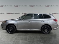 2022 Mitsubishi Outlander Plug-In Hybrid SE S-AWC