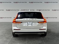 2023 Volvo V60 Cross Country B5 AWD Core