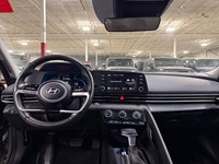 2025 Hyundai Elantra Preferred IVT