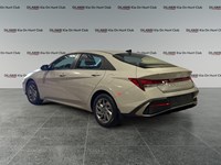 2025 Hyundai Elantra Preferred IVT