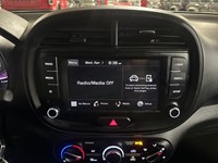 2024 Kia Soul LX IVT