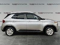 2023 Hyundai Venue Preferred IVT w/Two-Tone