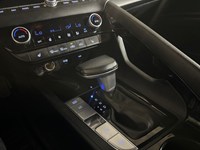 2024 Hyundai Elantra Luxury IVT