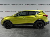 2017 Nissan Qashqai SV  W Sunroof
