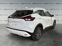 2025 Nissan Kicks Play SV FWD