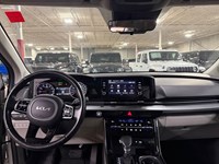 2022 Kia Carnival LX+ FWD