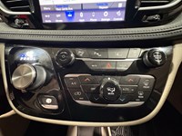2020 Chrysler Pacifica Hybrid Limited 2WD