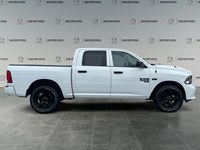 2023 RAM 1500 Classic Express 4x4 Crew Cab 5'7" Box