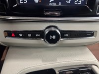 2017 Volvo S90 4dr Sdn T6 Momentum