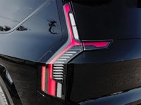 2026 Kia EV9 Land w/GT-Line Package AWD