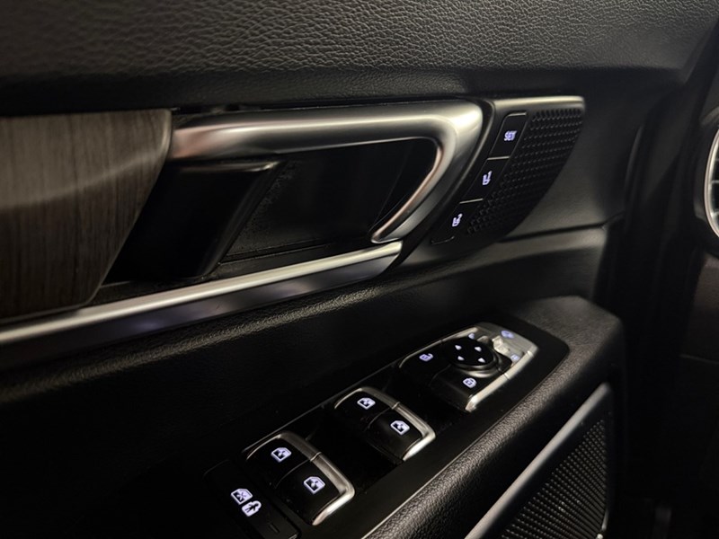 2023 Kia Telluride SX Limited AWD w/Black Interior