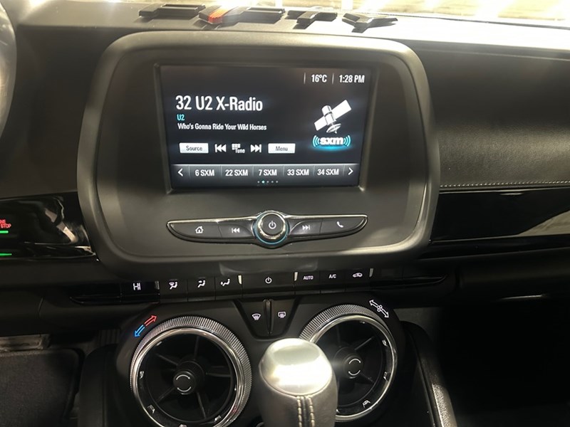 2017 Chevrolet Camaro 2dr Cpe 1LT