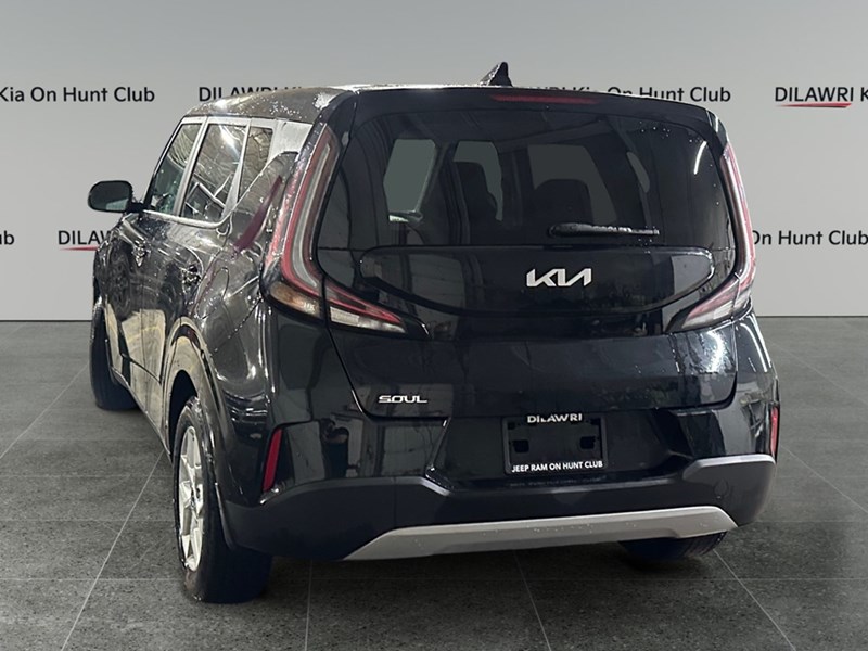2023 Kia Soul EX IVT