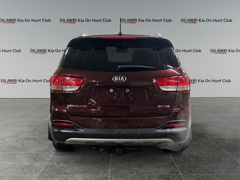 2016 Kia Sorento AWD 4dr 3.3L EX 7-Seater
