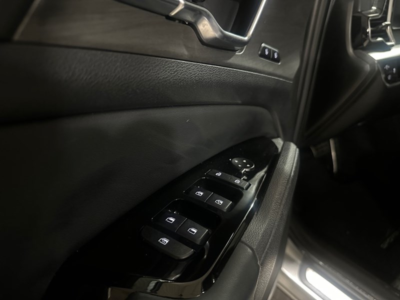 2023 Kia Sportage X-Line Limited AWD w/Black Interior