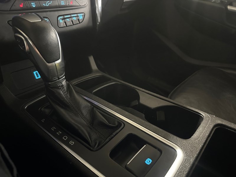 2019 Ford Escape Titanium 4WD