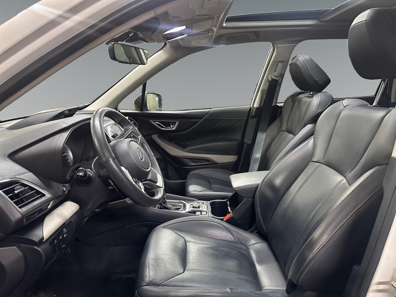 2023 Subaru Forester Limited CVT