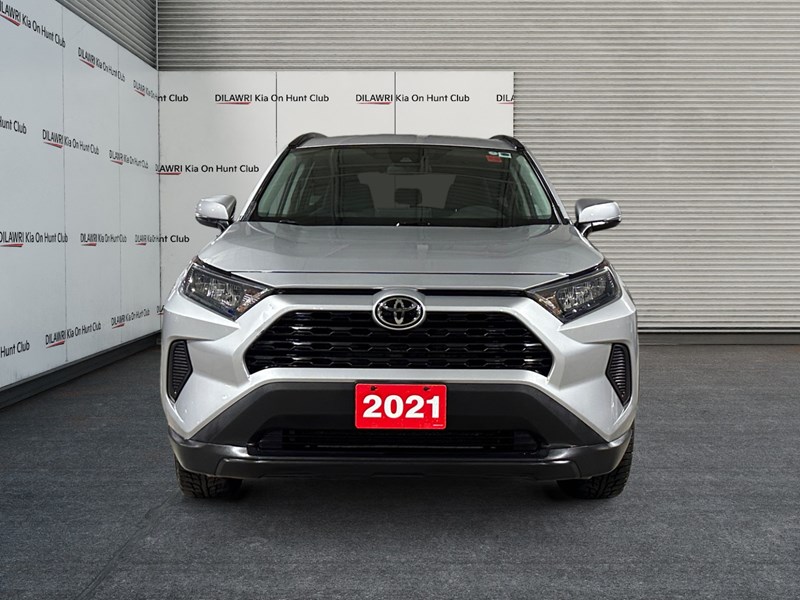 2021 Toyota RAV4 LE AWD