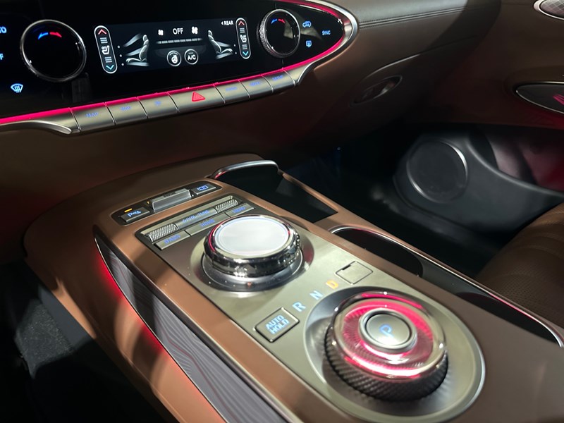 2025 Genesis GV70 2.5T Prestige AWD