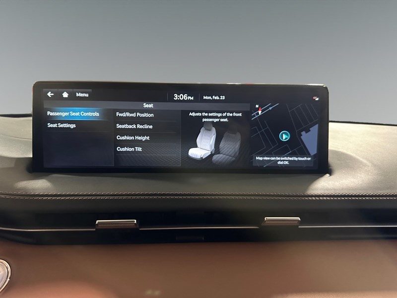 2025 Genesis GV70 2.5T Prestige AWD