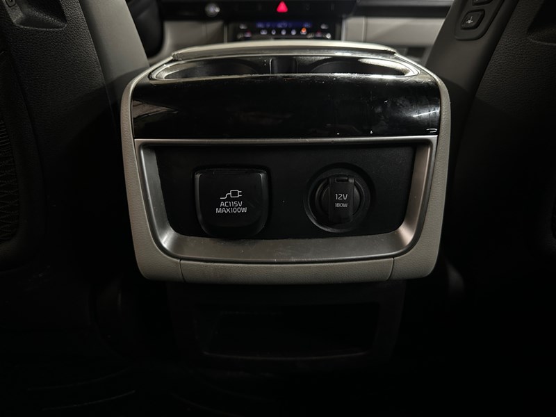 2024 Kia Carnival EX FWD