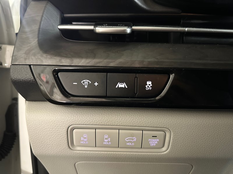 2024 Kia Carnival EX FWD