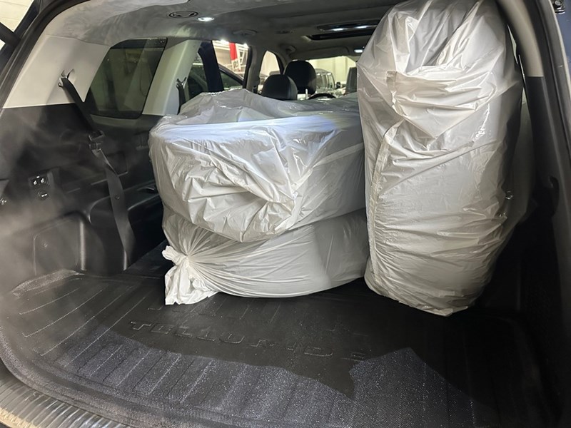 2023 Kia Telluride SX Limited AWD w/Black Interior