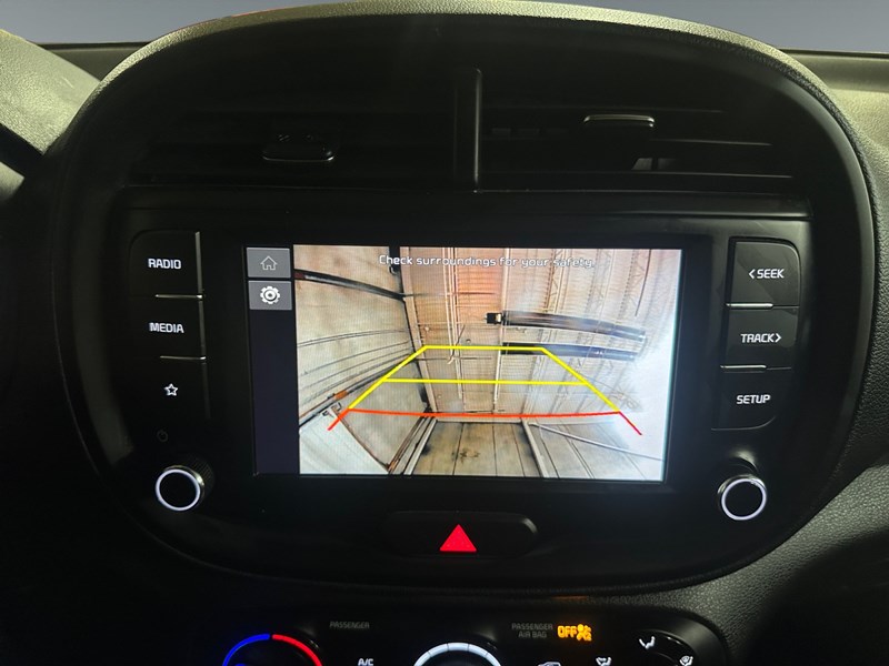 2024 Kia Soul LX IVT