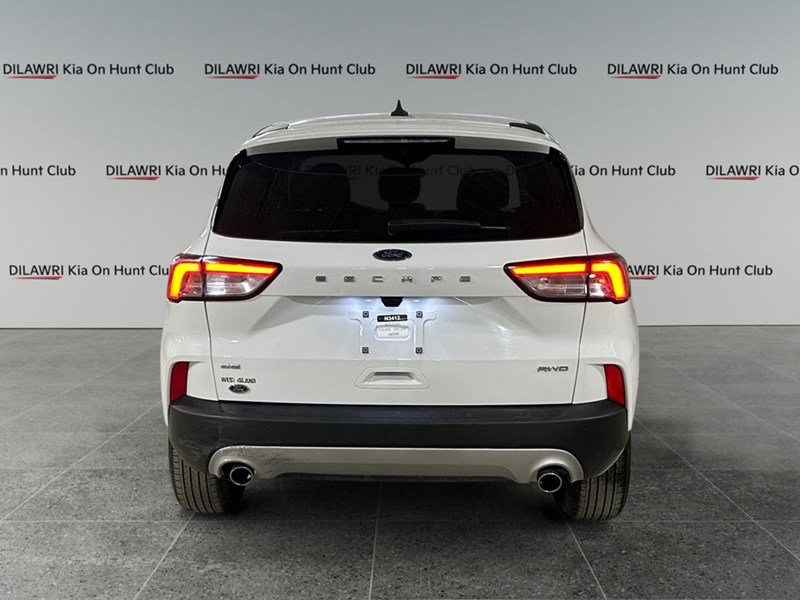 2022 Ford Escape SE AWD