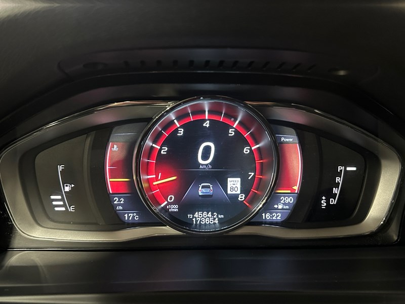 2016 Volvo S60 Cross Country 4dr Sdn T5 Platinum AWD