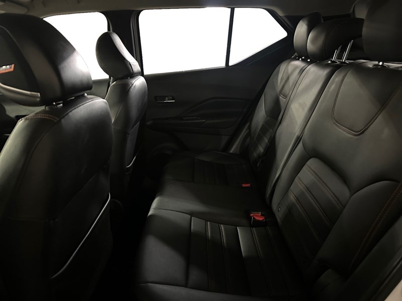2019 Nissan Kicks SR FWD