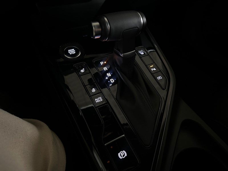 2025 Kia Niro EX FWD