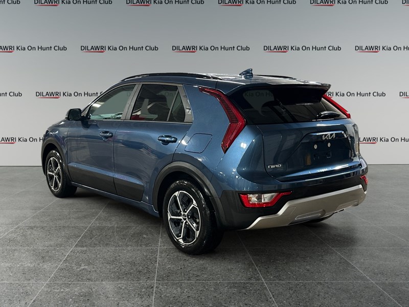 2025 Kia Niro EX FWD
