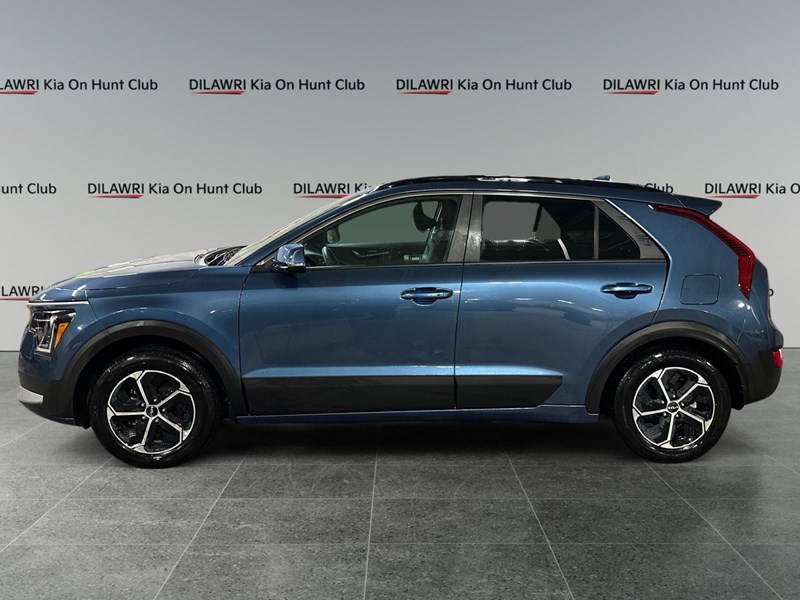 2025 Kia Niro EX FWD