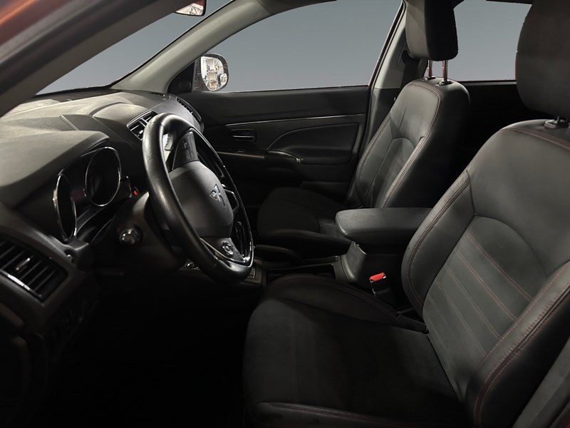 2023 Mitsubishi RVR GT AWC