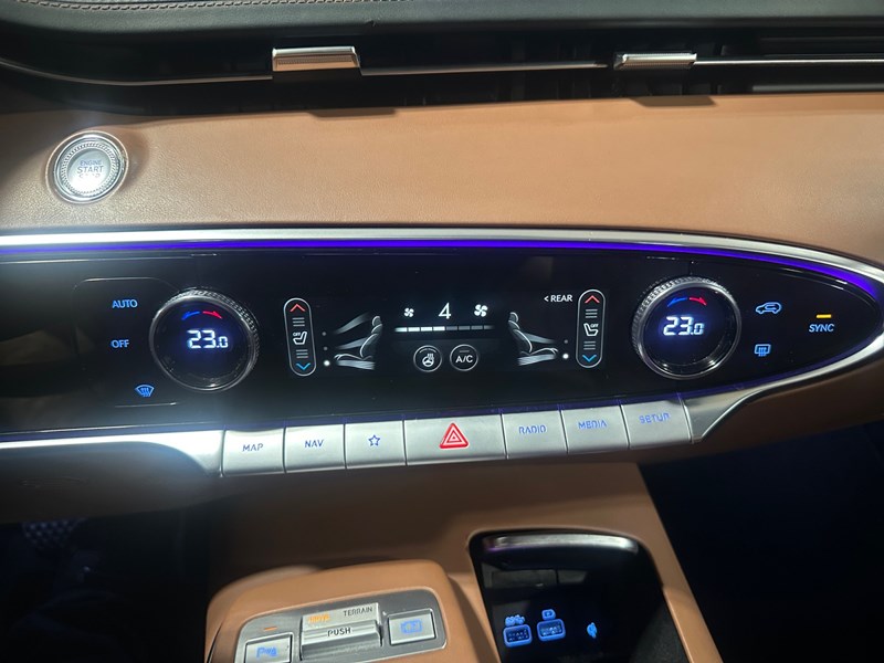 2024 Genesis GV70 2.5T Advanced AWD