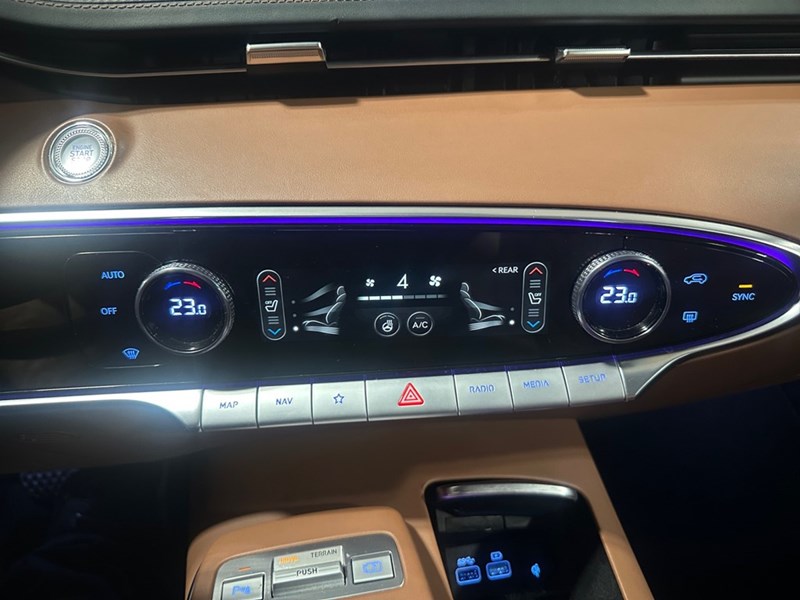 2024 Genesis GV70 2.5T Advanced AWD